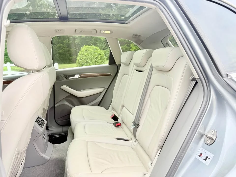 2010 Audi 8R Q5 - Image 14 of 16