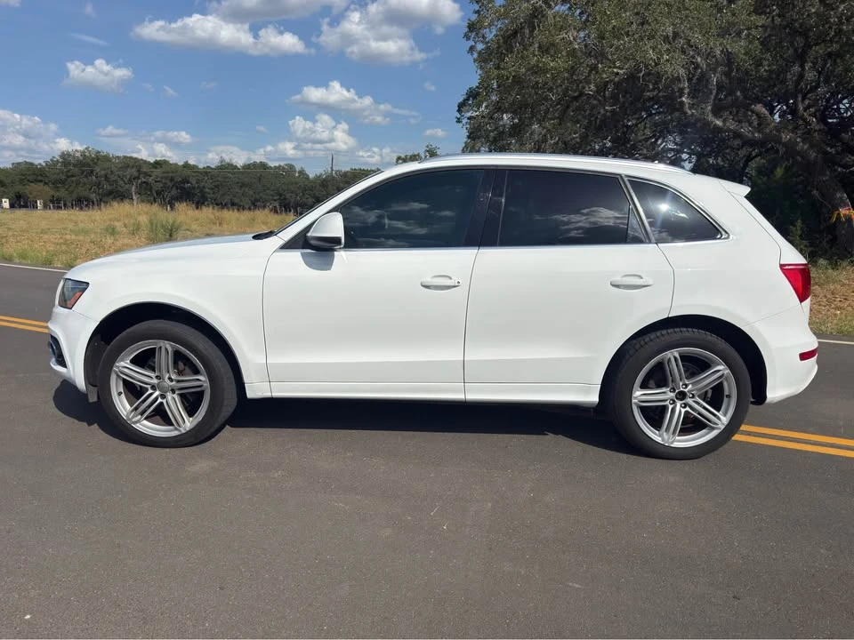 2010 Audi 8R Q5 - Image 6 of 19