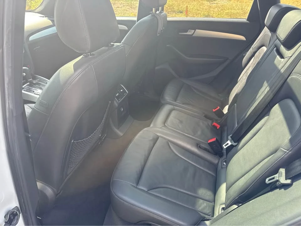 2010 Audi 8R Q5 - Image 12 of 19