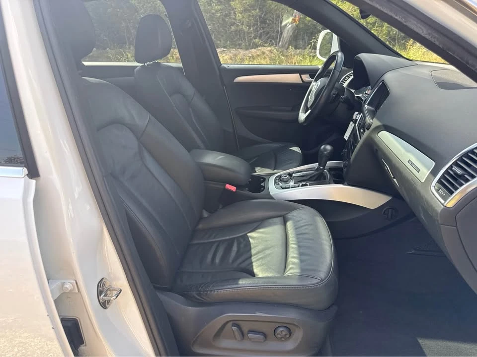 2010 Audi 8R Q5 - Image 10 of 19