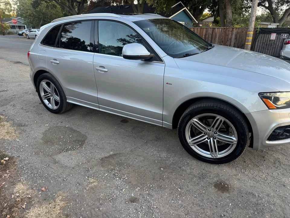 2010 Audi 8R Q5 - Image 3 of 5