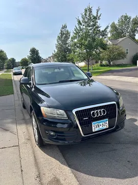 2010 Audi Q5 3.2 Quattro Premium Plus Sport Utility 4D