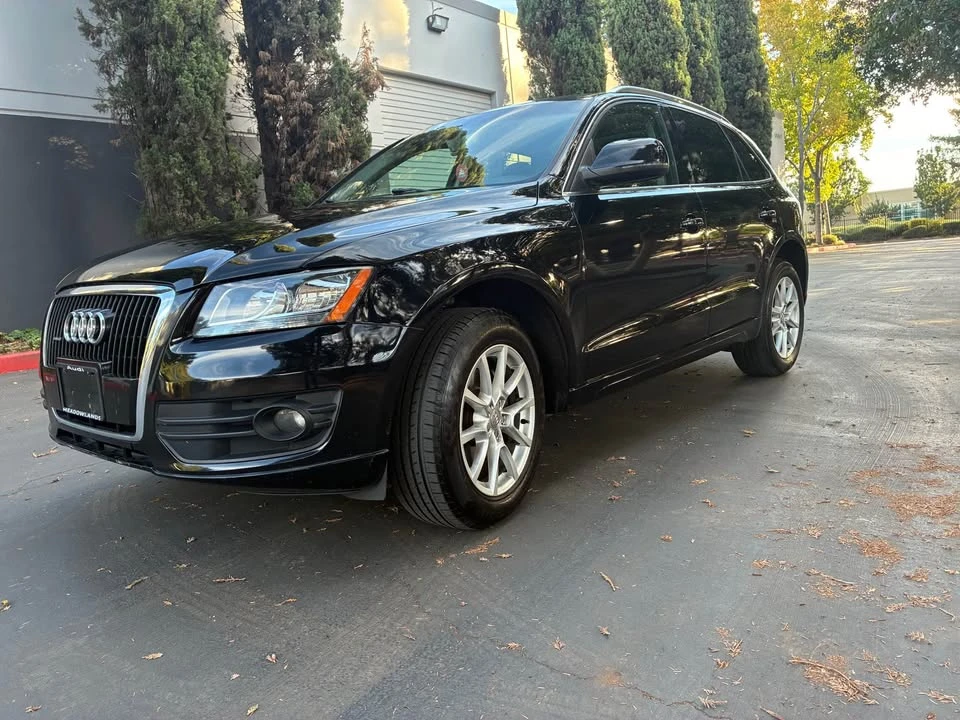 2010 Audi 8R Q5 - Image 2 of 17