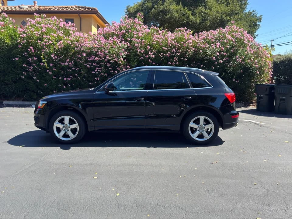 2010 Audi 8R Q5 - Image 3 of 16