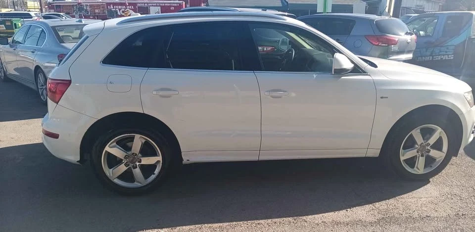 2010 Audi 8R Q5 - Image 2 of 5