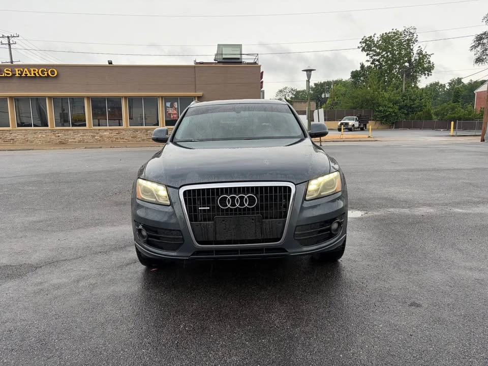 2010 Audi 8R Q5 - Image 2 of 11