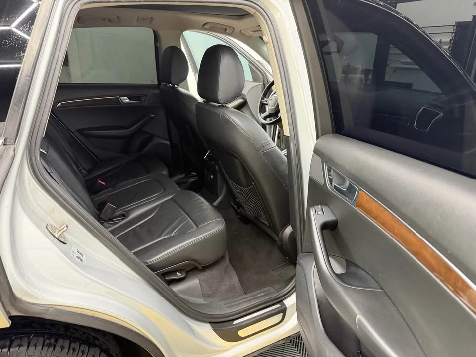 2010 Audi 8R Q5 - Image 10 of 12