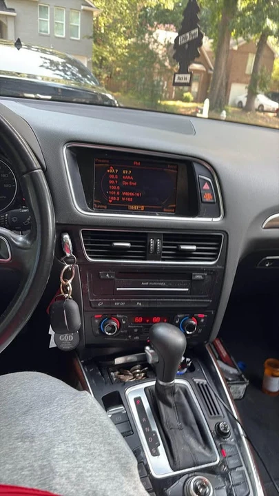 2010 Audi 8R Q5 - Image 17 of 18