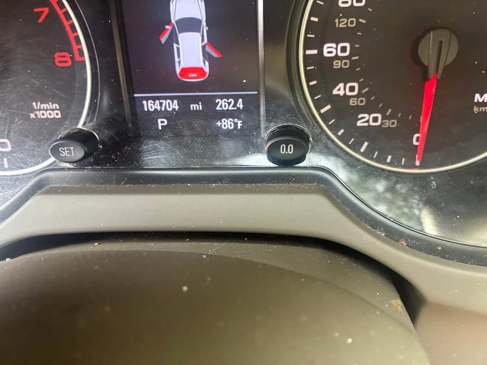 2010 Audi 8R Q5 - Image 10 of 11