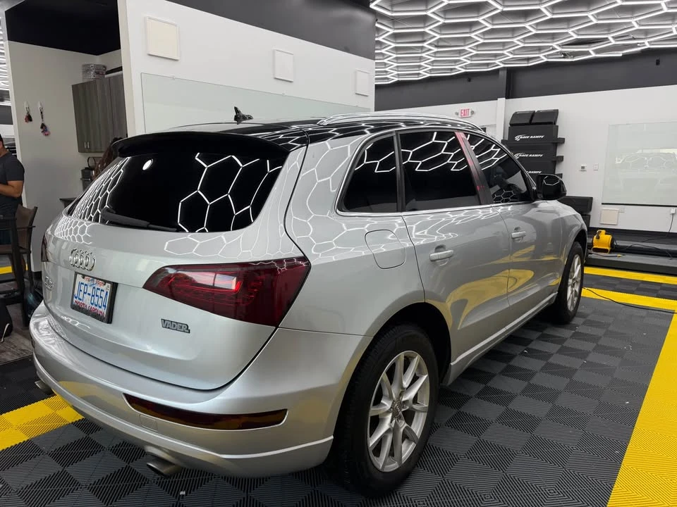 2010 Audi 8R Q5 - Image 3 of 12