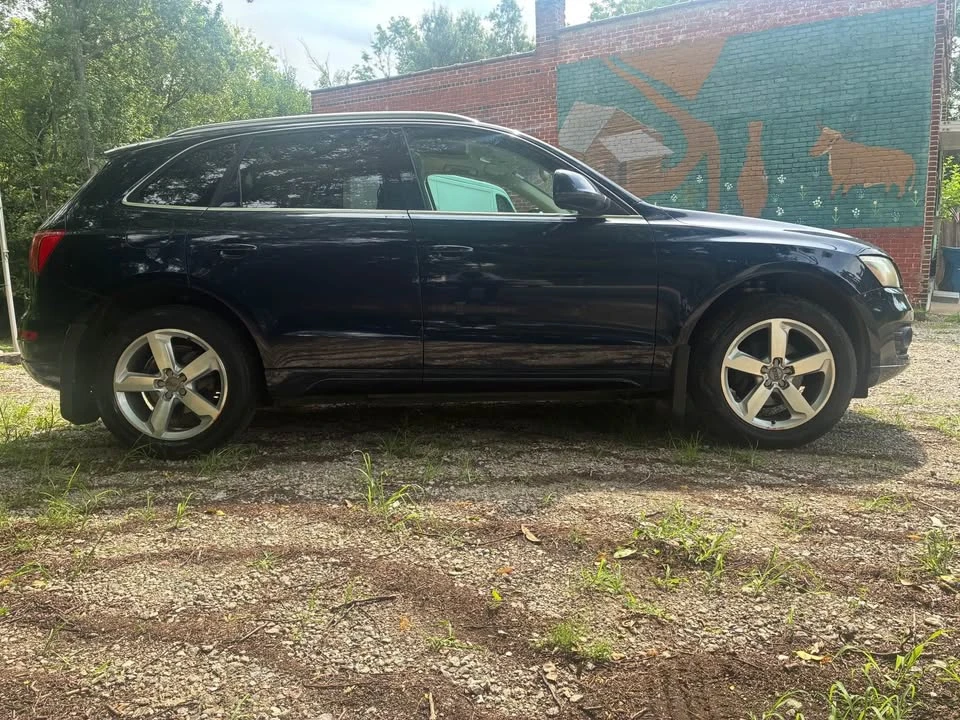 2010 Audi 8R Q5 - Image 3 of 11