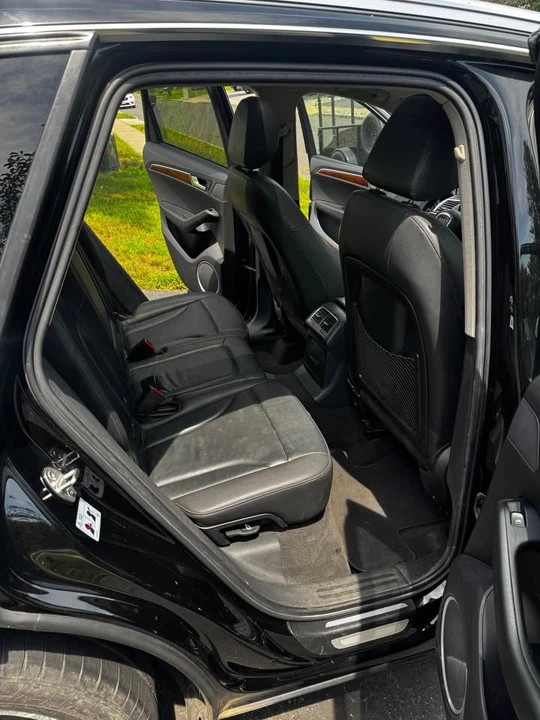 2010 Audi 8R Q5 - Image 10 of 17