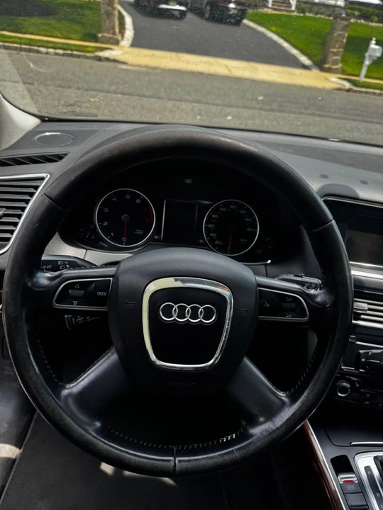 2010 Audi 8R Q5 - Image 14 of 17
