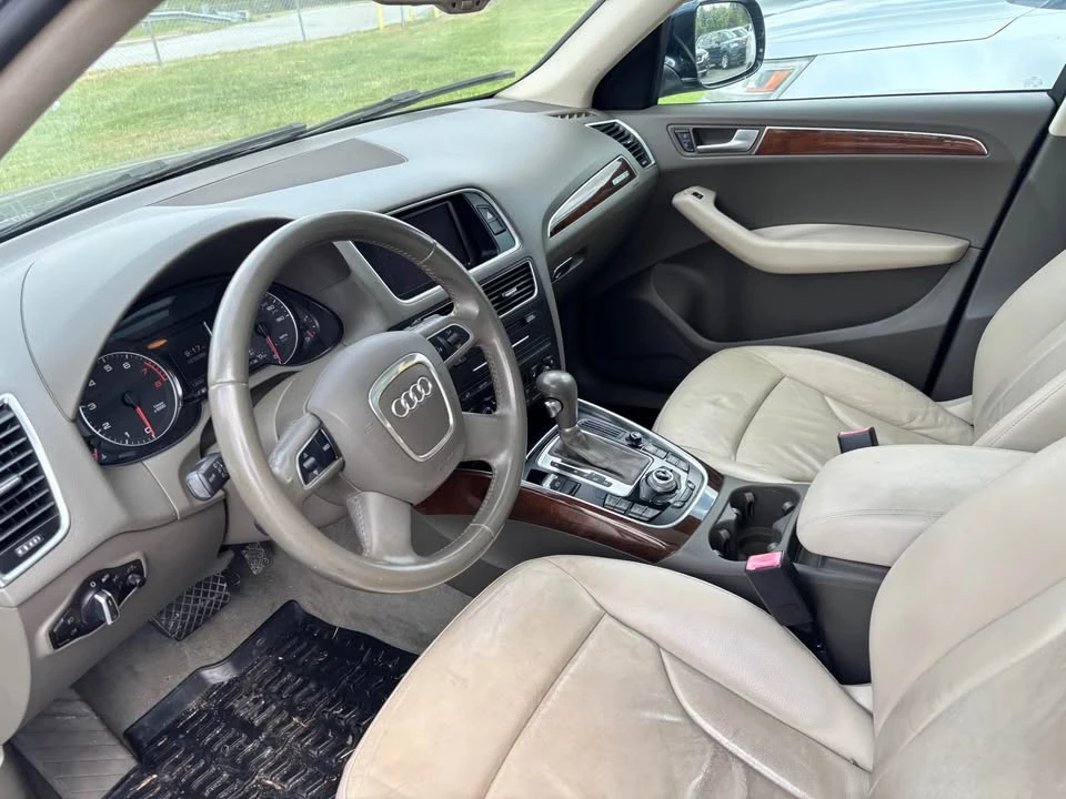 2010 Audi 8R Q5 - Image 9 of 17