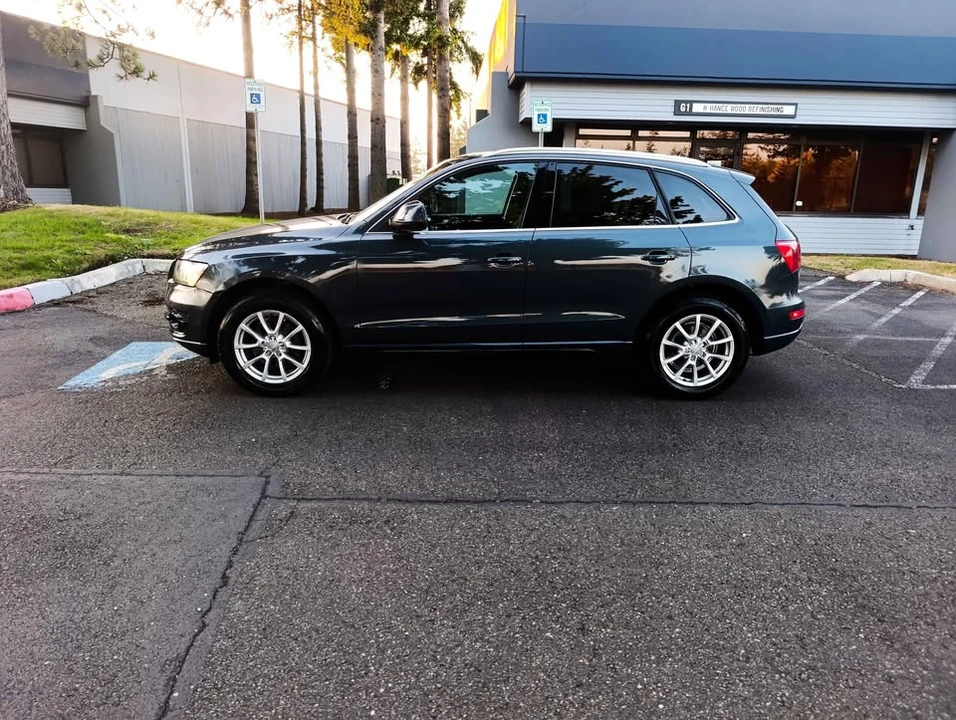 2010 Audi 8R Q5 - Image 3 of 11