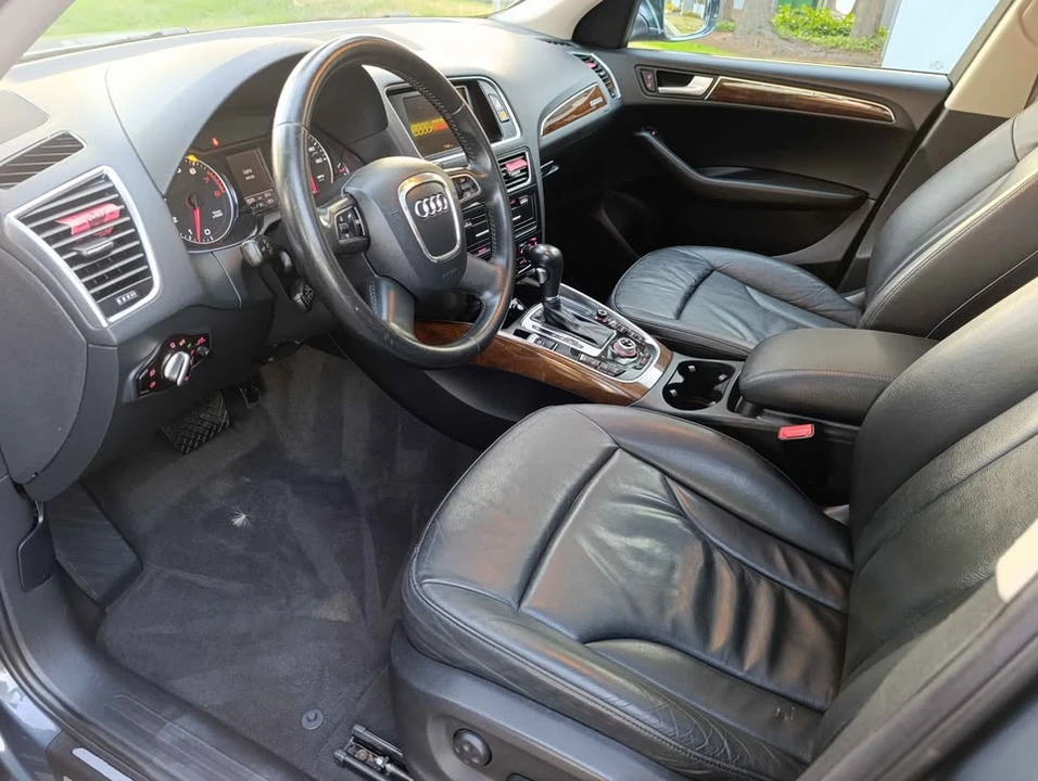 2010 Audi 8R Q5 - Image 8 of 11