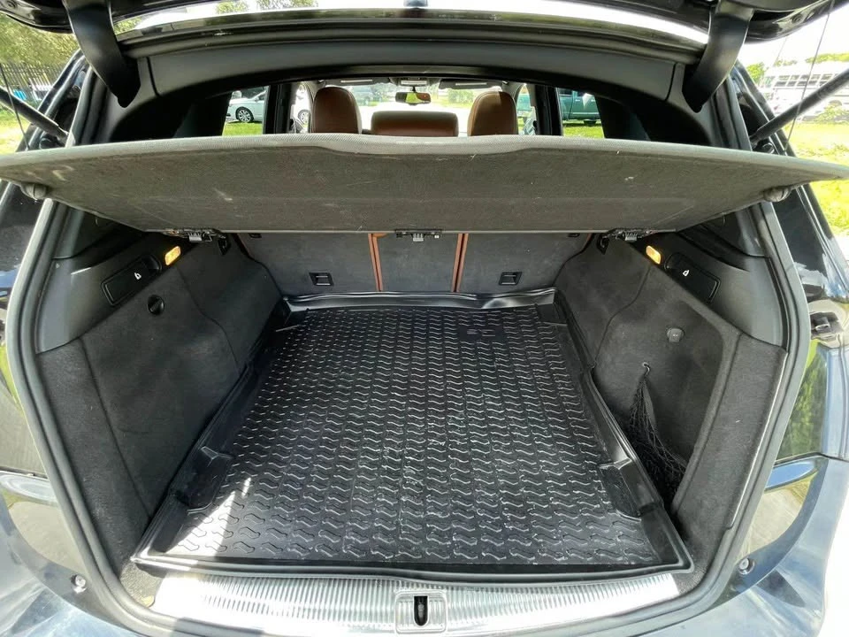 2010 Audi 8R Q5 - Image 11 of 11