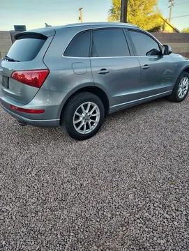 2010 Audi Q5 3.2 Quattro Premium Sport Utility 4D