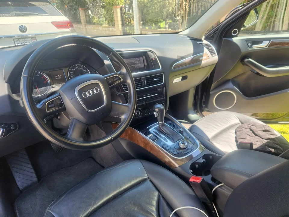 2010 Audi 8R Q5 - Image 8 of 10