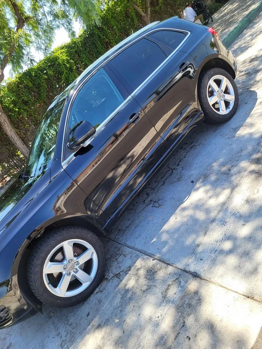 2010 Audi 8R Q5 - Image 8 of 16