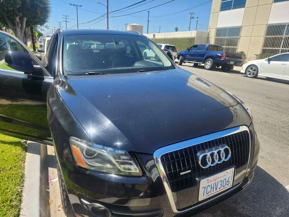 2010 Audi 8R Q5 - Image 2 of 10