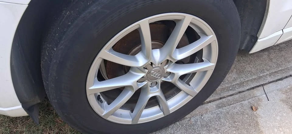2010 Audi 8R Q5 - Image 6 of 6