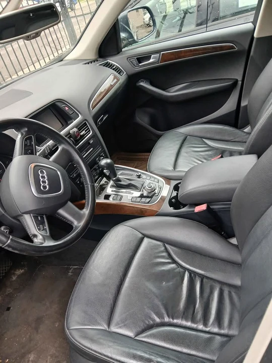 2010 Audi 8R Q5 - Image 7 of 10