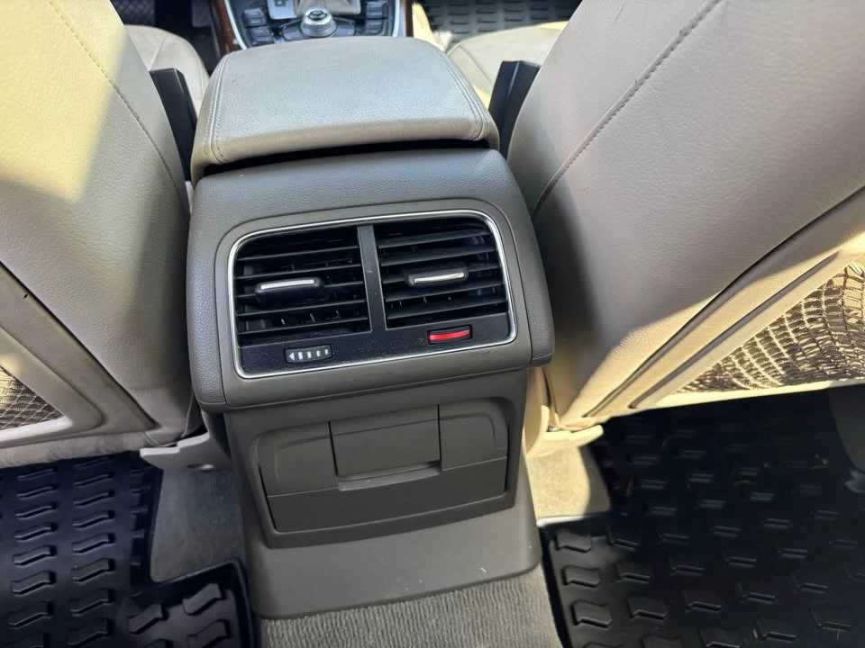 2010 Audi 8R Q5 - Image 16 of 18