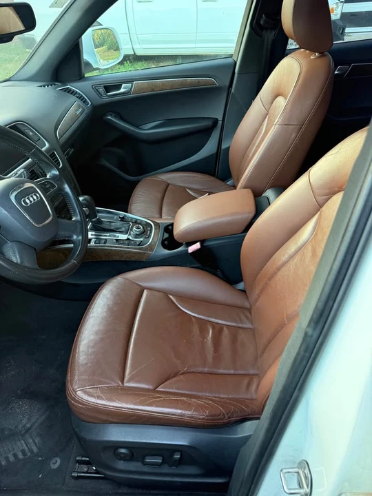 2010 Audi 8R Q5 - Image 10 of 12