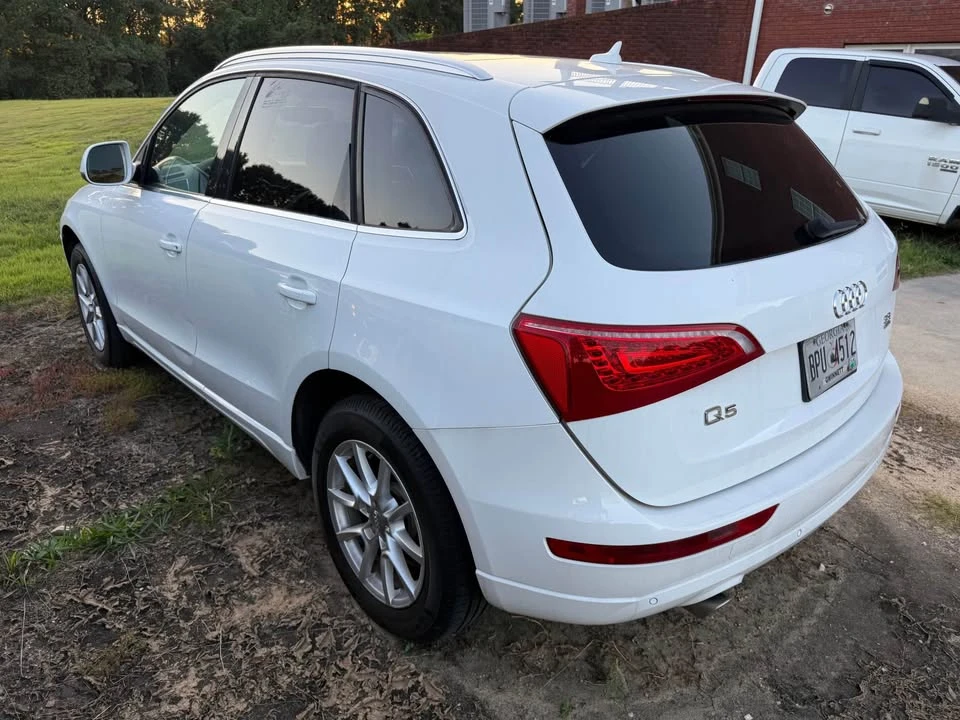 2010 Audi 8R Q5 - Image 12 of 12