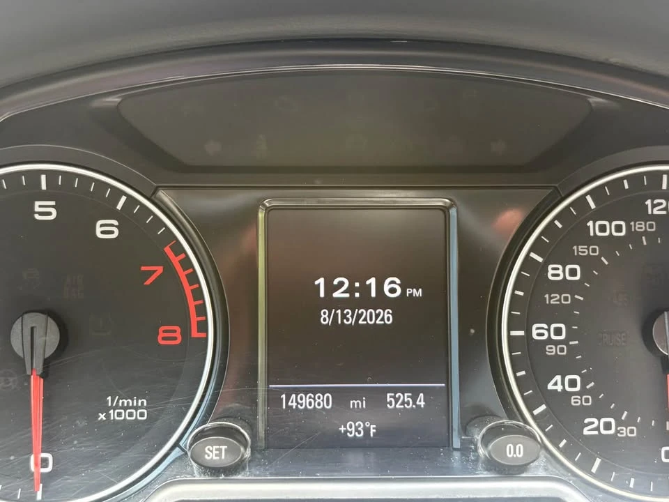 2010 Audi 8R Q5 - Image 12 of 14