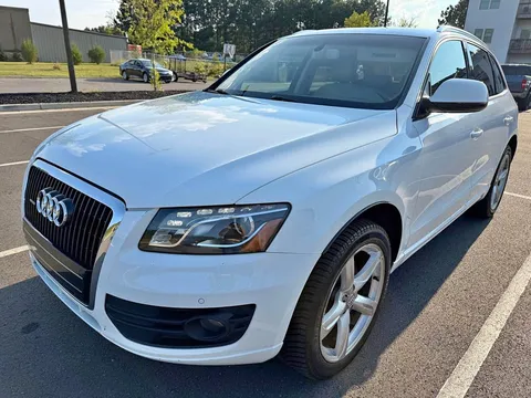 2010 Audi Q5 3.2 Quattro Premium Sport Utility 4D