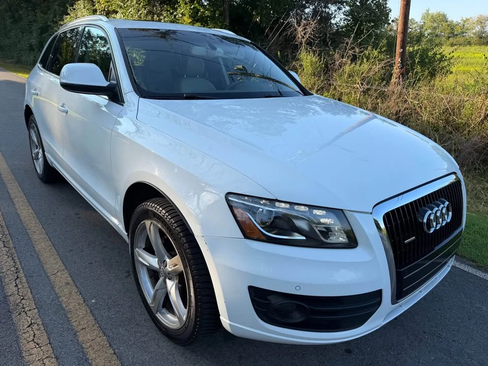 2010 Audi 8R Q5 - Image 3 of 10