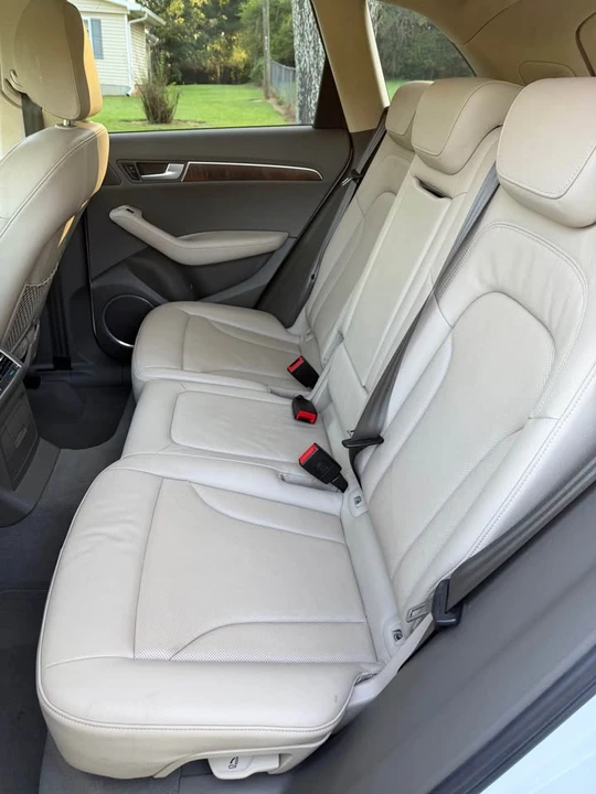 2010 Audi 8R Q5 - Image 6 of 10