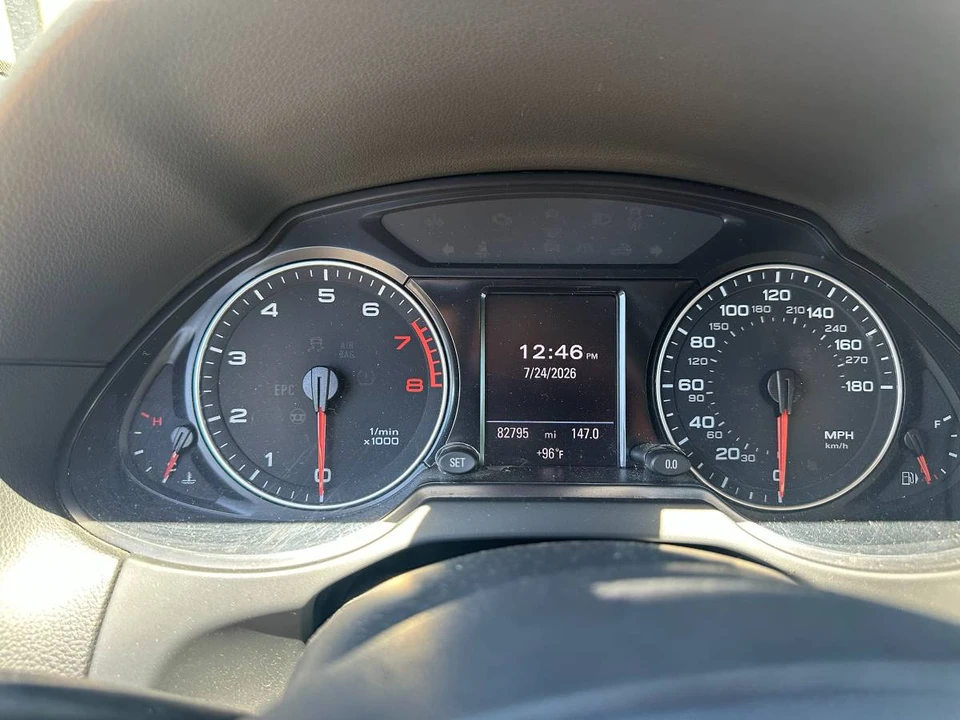 2010 Audi 8R Q5 - Image 14 of 19
