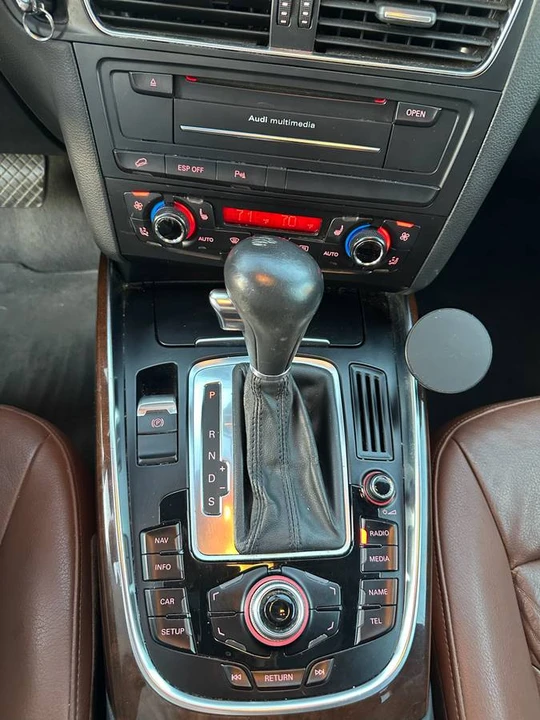 2010 Audi 8R Q5 - Image 17 of 19