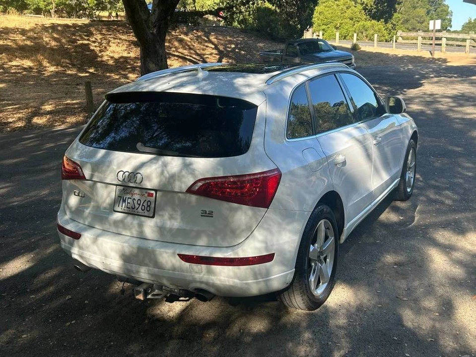 2010 Audi 8R Q5 - Image 5 of 17