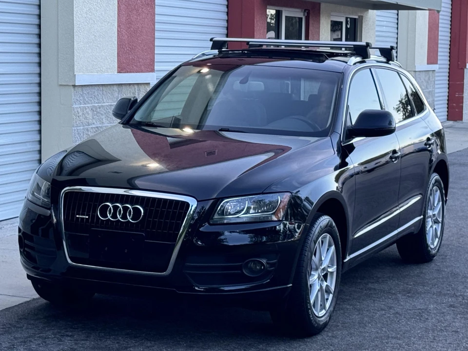 2010 Audi 8R Q5 - Image 2 of 31
