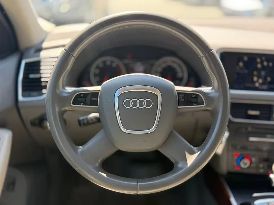 2010 Audi 8R Q5 - Image 10 of 16
