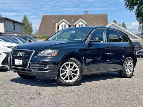 2010 Audi Q5 3.2L Quattro Premium Plus