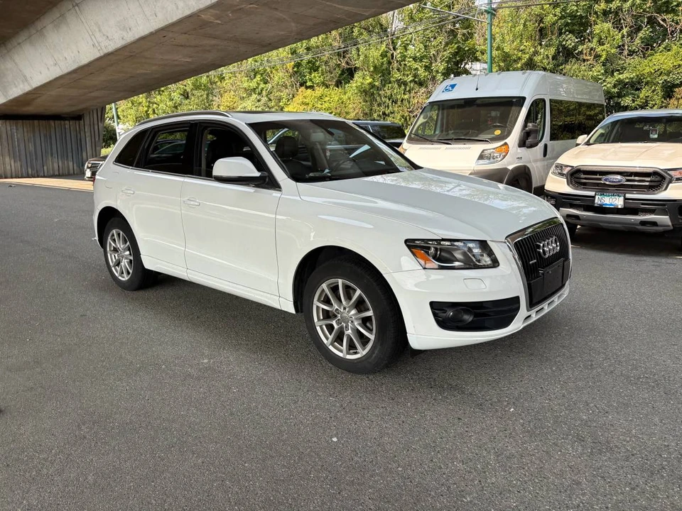 2010 Audi 8R Q5 - Image 3 of 16