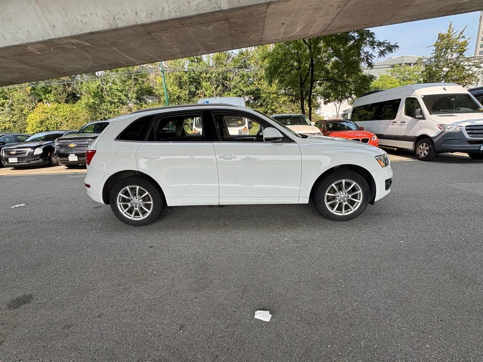2010 Audi 8R Q5 - Image 5 of 16