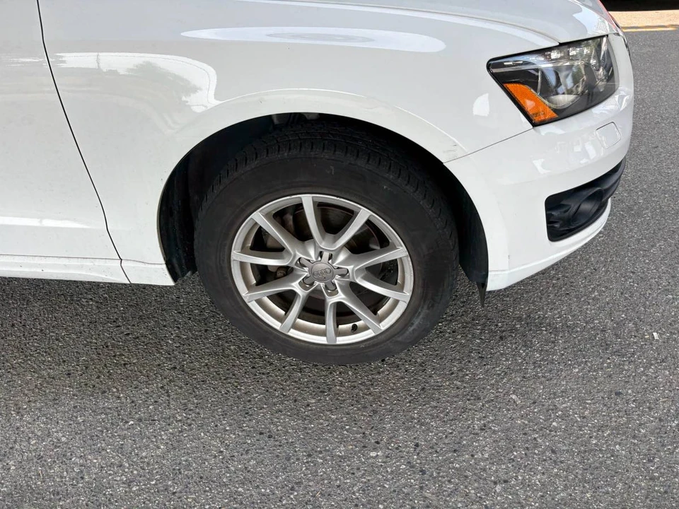 2010 Audi 8R Q5 - Image 4 of 16