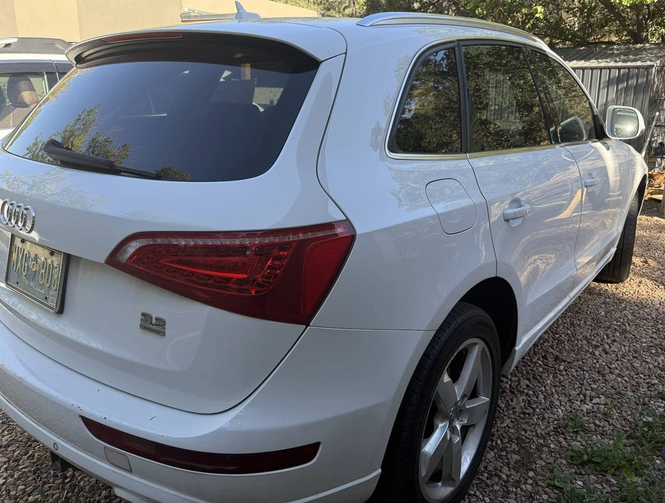 2010 Audi 8R Q5 - Image 11 of 11