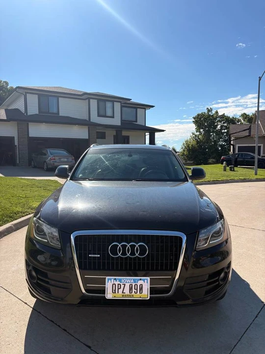 2010 Audi 8R Q5 - Image 2 of 9