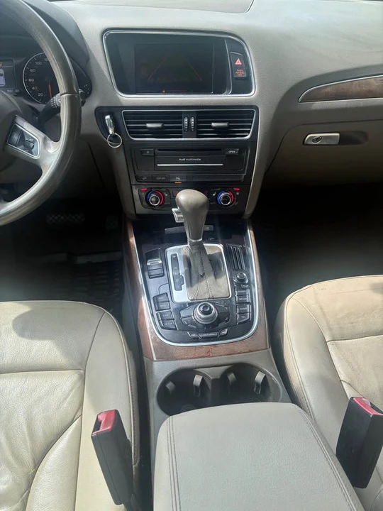 2010 Audi 8R Q5 - Image 9 of 10