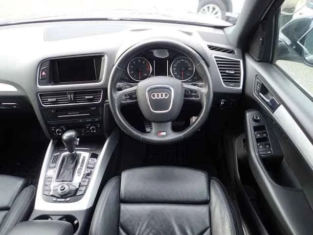 2010 Audi 8R Q5 - Image 9 of 20
