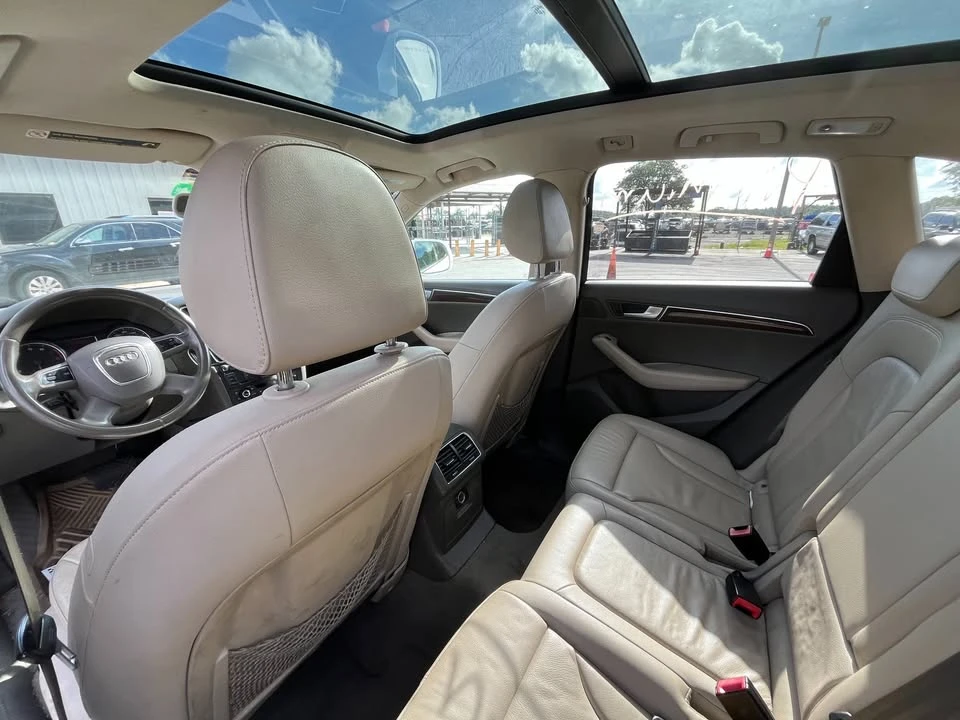 2010 Audi 8R Q5 - Image 11 of 12