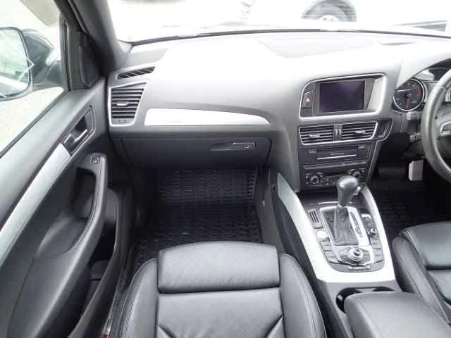 2010 Audi 8R Q5 - Image 12 of 20