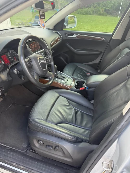 2010 Audi 8R Q5 - Image 10 of 15